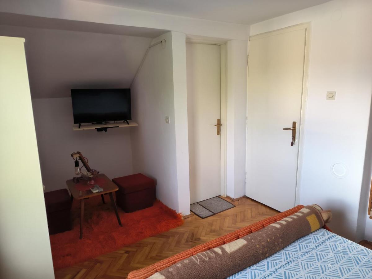 Aventurin Rooms Slunj Exterior foto